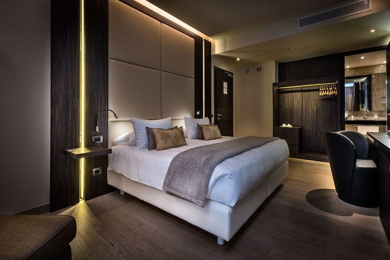 ****  Hotel Dei Cavalieri Milano Duomo Itálie