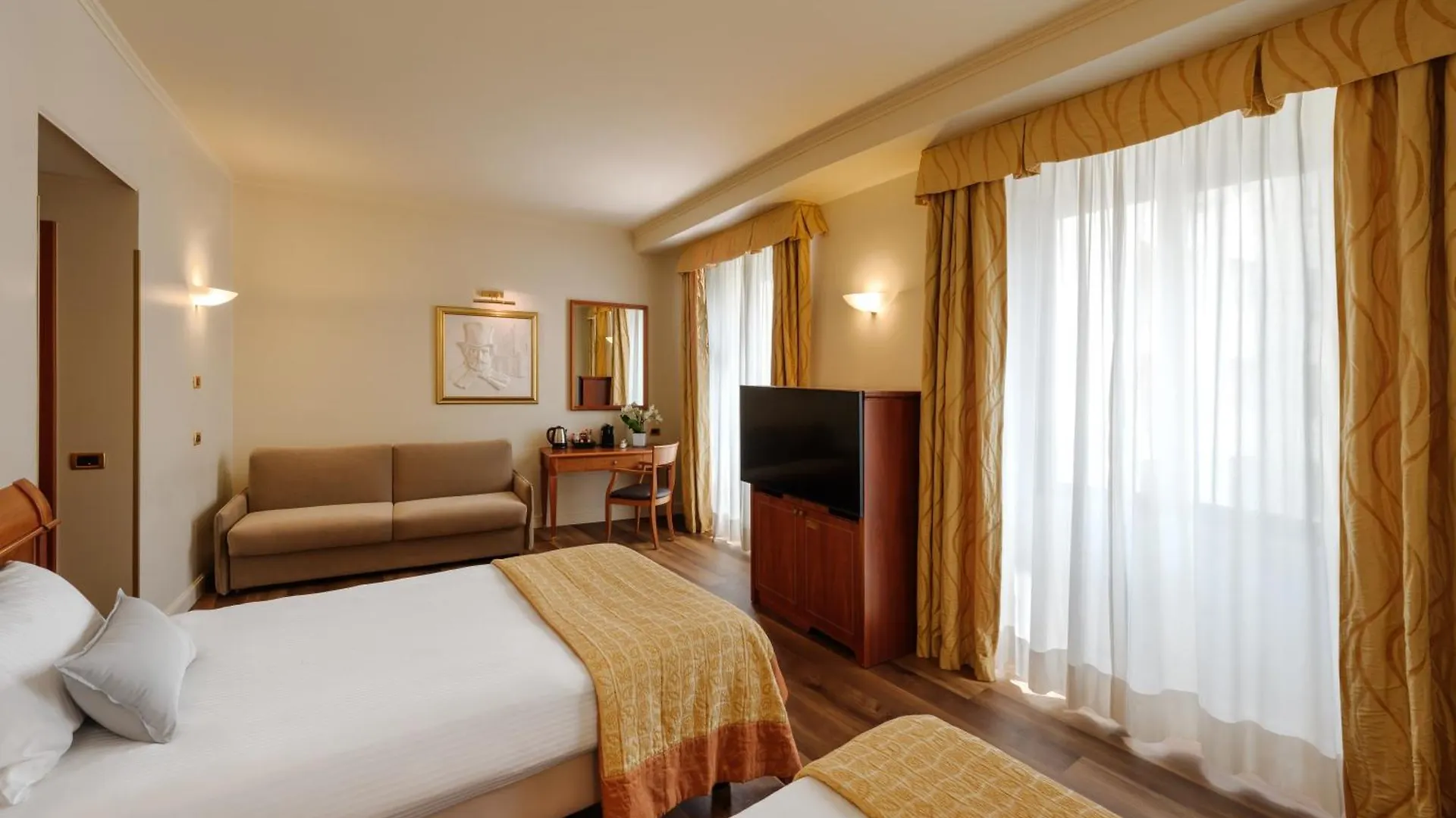 Hotel Dei Cavalieri Milano Duomo 4*, מילאנו איטליה