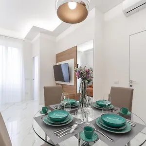 Apartment Downtown Milan